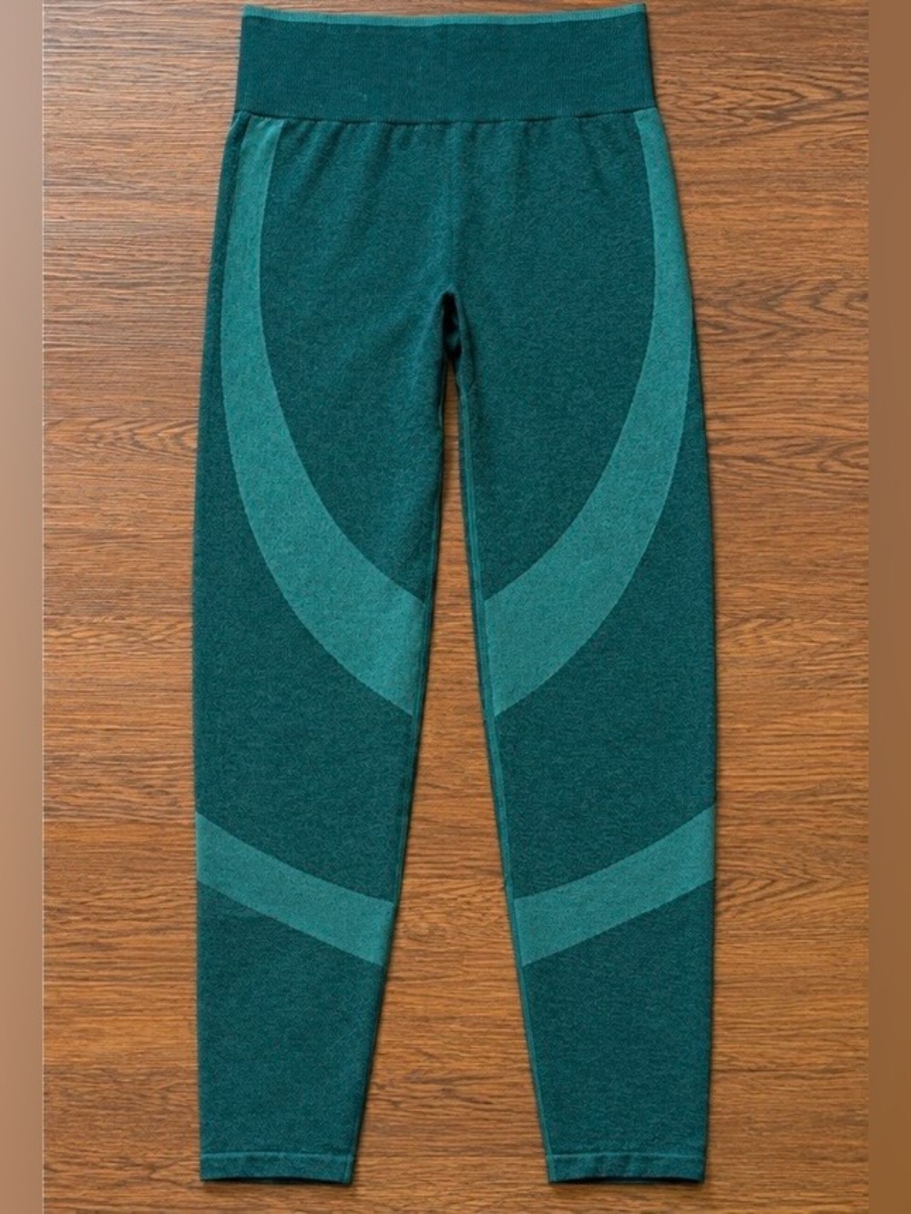 PINK Victoria's Secret Teal Seam-Accent Leggings